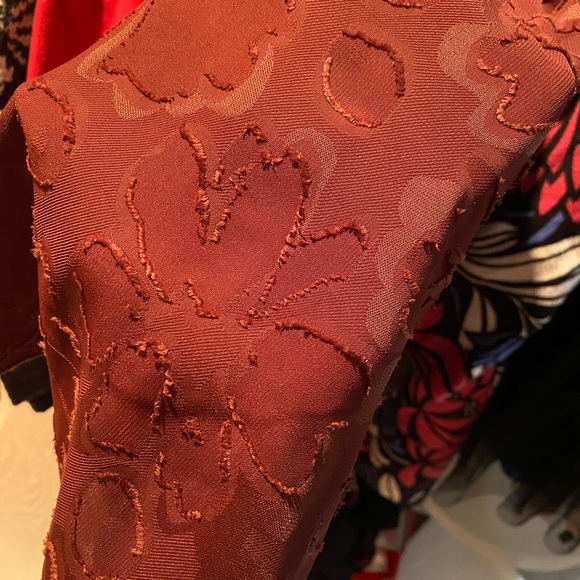 Aritzia Wilfred Sevres Blouse 'Truffle' Size S - Picture 6 of 7